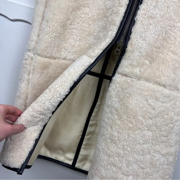 Nicholas K Rare Himalaya Genuine Shearling Sleeveless Coat - Picture 7 of 12